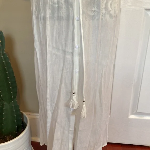 WHBM Sheer Beach Wear - Picture 4 of 5